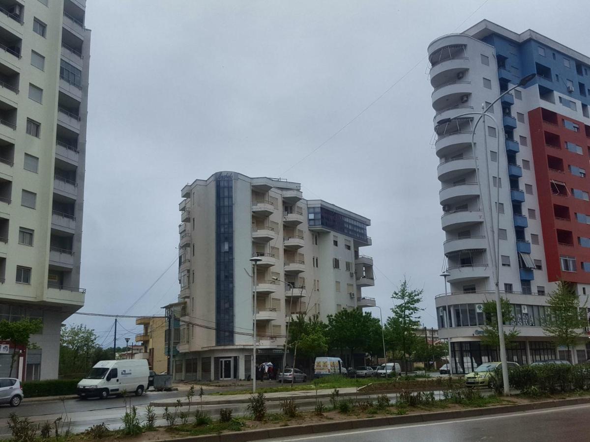Casa Al Centro Appartamento Vlorë Esterno foto